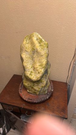 Green marble stone centerpiece