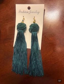 Fashion Jewelry Emerald Teal Knot Tassel Drop Earrings