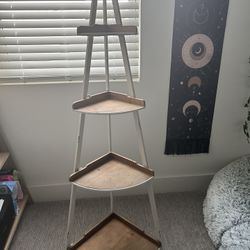 Corner Shelve Stand
