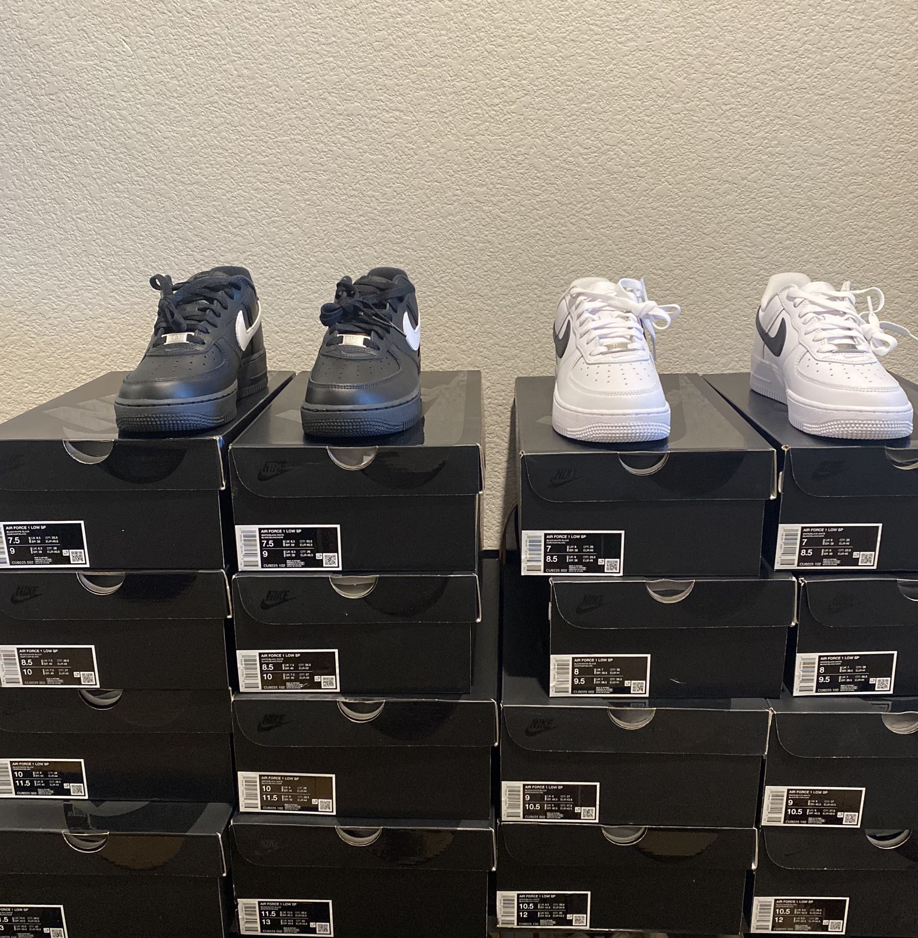 Supreme Air Force One Black White