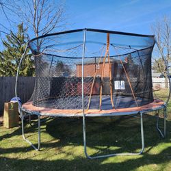 Trampoline 