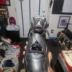 Nike Air Jordan 8 Retro
Confetti Men's Size 9.5 Or Women's Size 11 Excellent Condition 