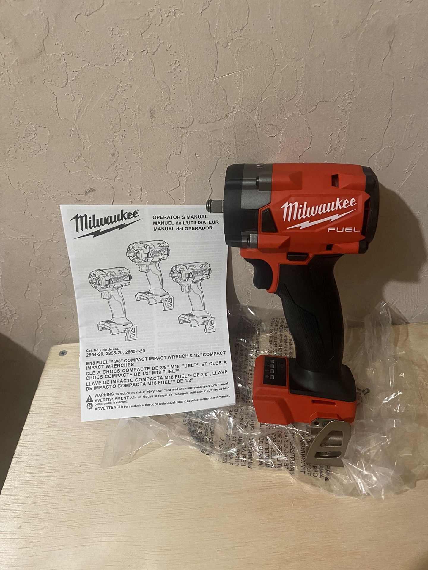 M18 FUEL MILWAUKEE (GEN-3) 3/8 IMPACT WRENCH (TOOL ONLY)