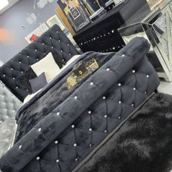 ✨️ King, Cal King, Queen Bed Frame ✨️ Furniture Sectionals, Bedrooms, Dining Avail 