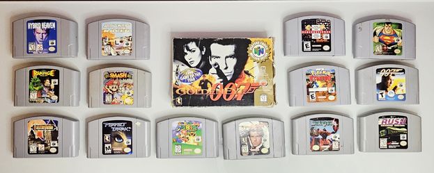 Nintendo 64 Bundle – 4 Controllers + 14 Games