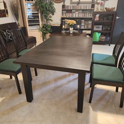 IKEA - DINNING TABLE WITH 4 CHAIRS- LIKE NEW