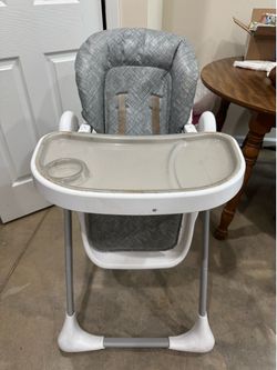 Safety 1st 3-in-1 Grow and Go High Chair