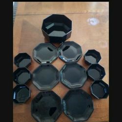 VINTAGE ARCOROC Black FRANCE Glass .Set of 13 pcs.
