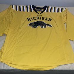 Michigan Wolverines The Big Chill Mens Xxl Reebok Yellow Jersey CleaN Hockey