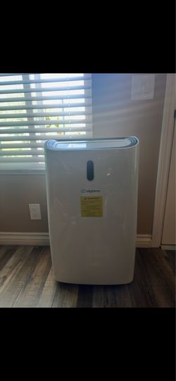 Portable A/C (Air Conditioner)