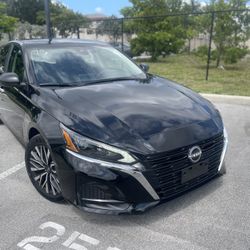 2025 Nissan Altima