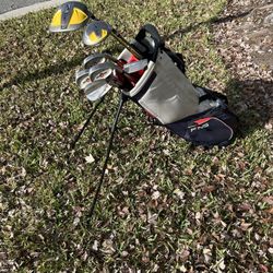 Nike-Wilson Golf Set With Nice Ping Bag