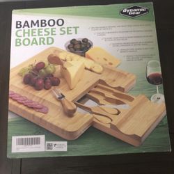 Bamboo Charcuterie Cheese Set Board NEW (sealed)