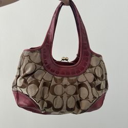 Vintage Coach Ergo Pleated Signature Canvas Shoulder Bag/OBO