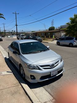 Toyota Corolla S  2011