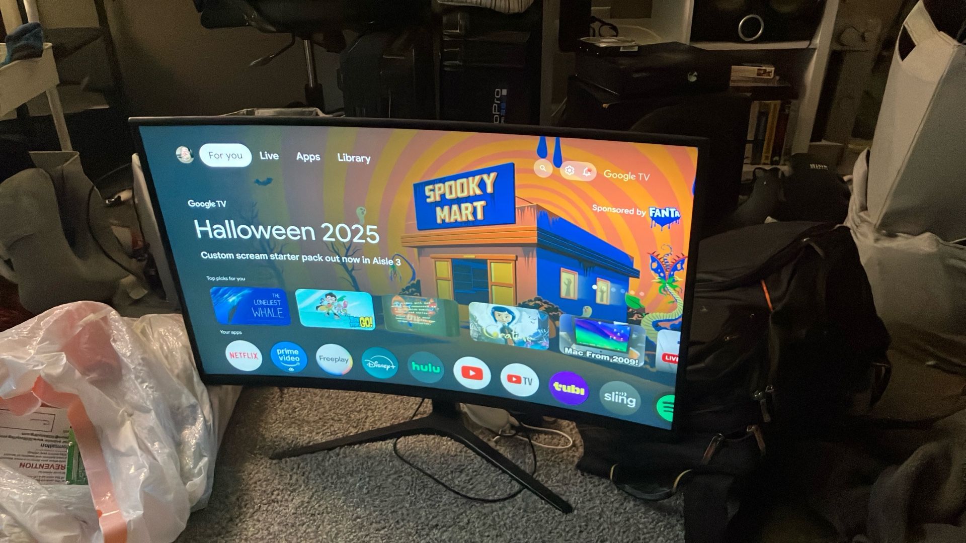 CRUA 32" GAMING MONITOR