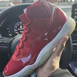 Jordan 11 Retro Win Like 96 (size 10)