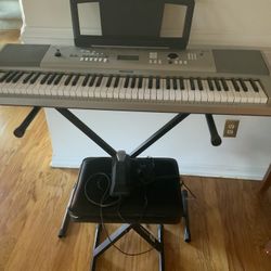 Yamaha Keyboard