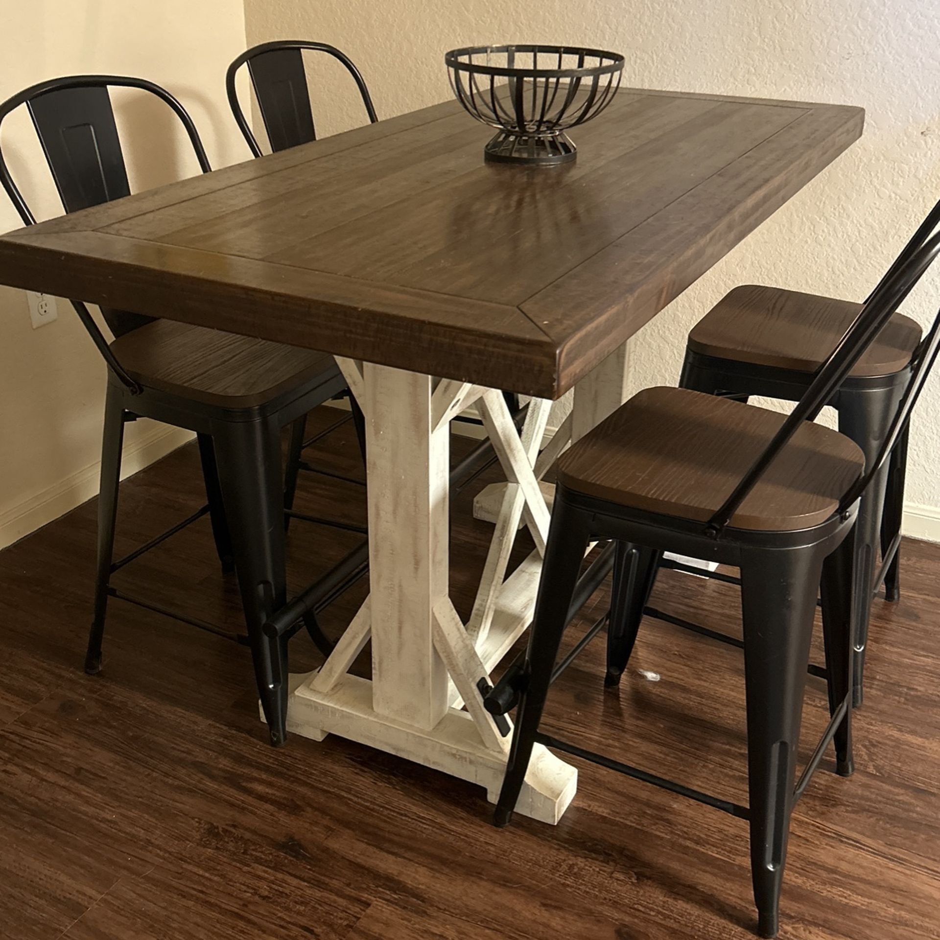 Rustic Dining Table With 4 Chairs