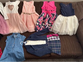 🎀 girls dresses size 4,5,6 ,8🧸   All for 15