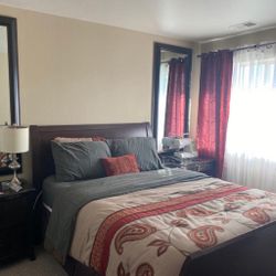 Queen Bedframe - $100