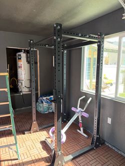 Titan x3 squat rack