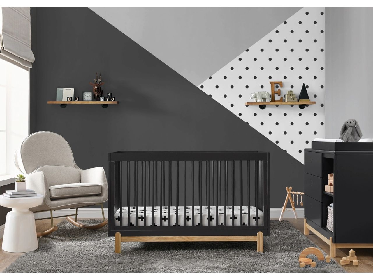 Delta Poppy Crib