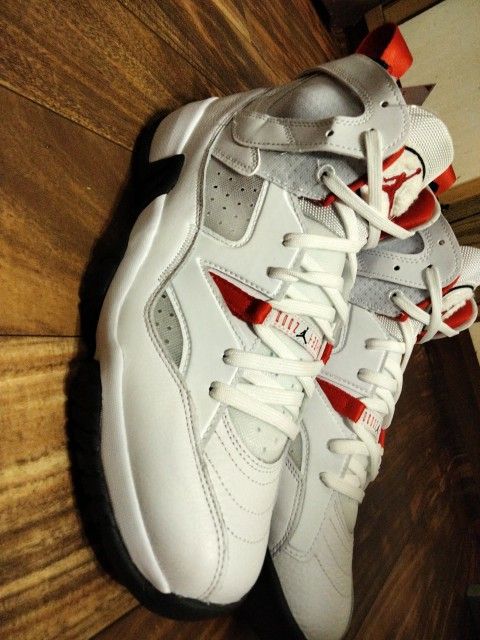 Jordan Jumpman Two Trey Size 12