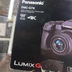 Panasonic DMC-G7K digital camera 
