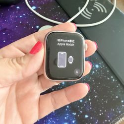 Pink Apple Watch Series 9 45mm GPS 