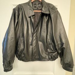 Black Leather Jacket Size XL Caribou Creek Length to the Waist 