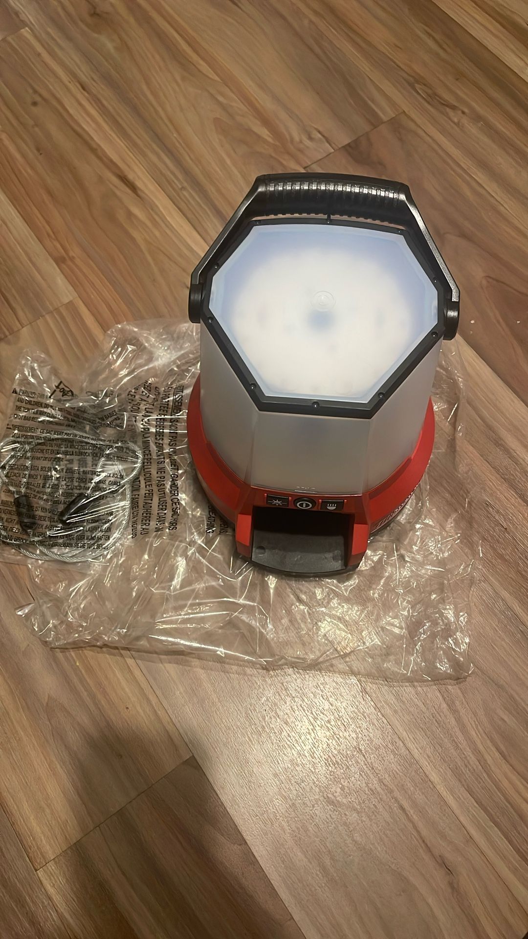 Milwaukee M18 Radius Light