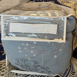 Queen Size Comforter 