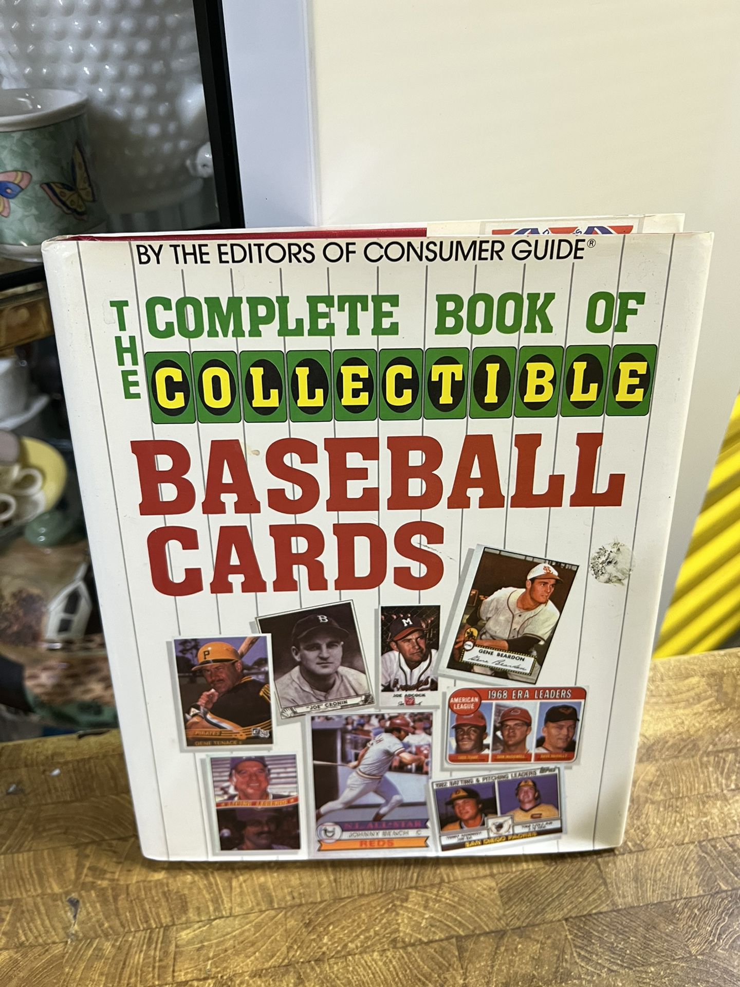 The Complete Book of Collectible Baseball Cards