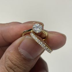 Gold Engagement Ring & Band Set