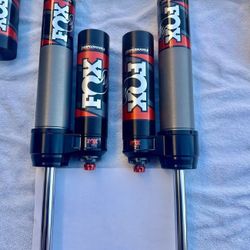 Fox Performance Elite 2.5 Remote Reservoir Rear Shocks (Wrangler 0-1.5" Lift)