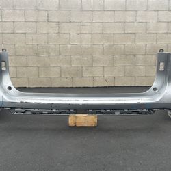 2020 2021 2022 2024 TOYOTA HIGHLANDER REAR BUMPER OEM