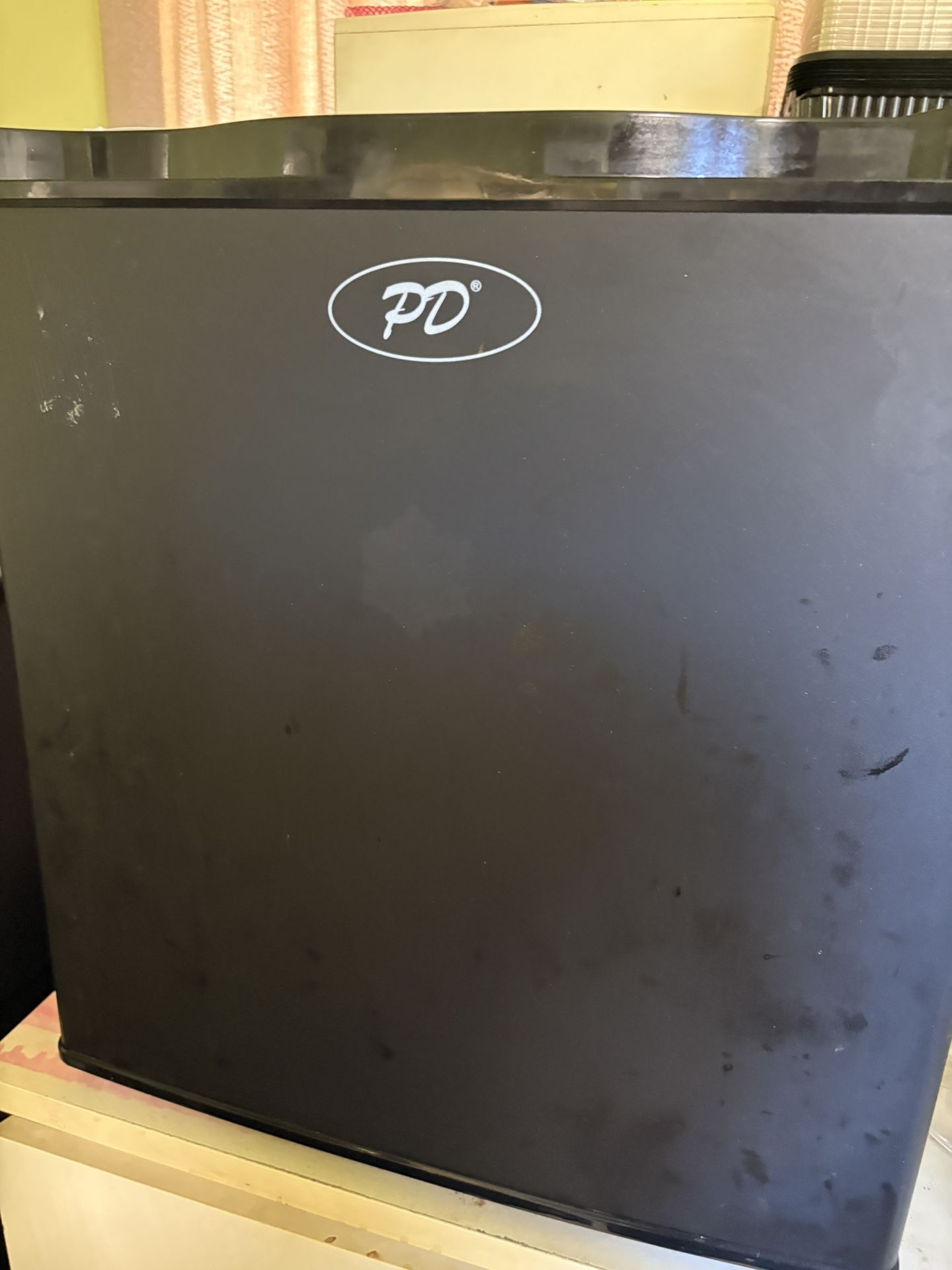 PD refrigerator Small refrigerator