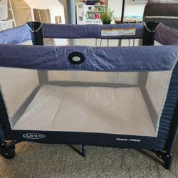 Graco Pack'n Play Playard Simple Solutions