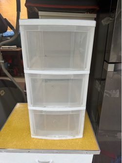 Sterilite  plastic storage drawers
