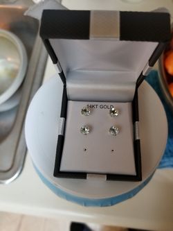 White gold & gold earrings