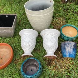 Lot of 10 Pots 1 cracked