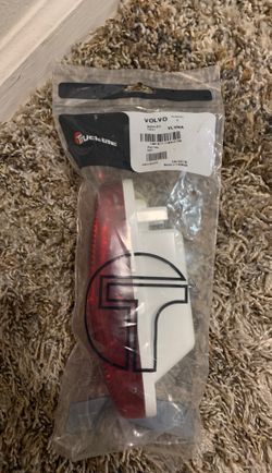 Volvo VNL Truck light