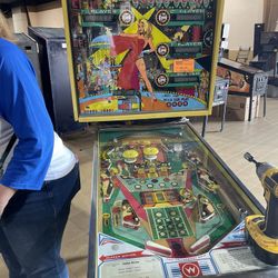 Lucky Seven Pinball Machine