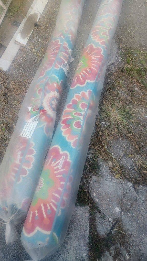 2 brand new rugs 13*8