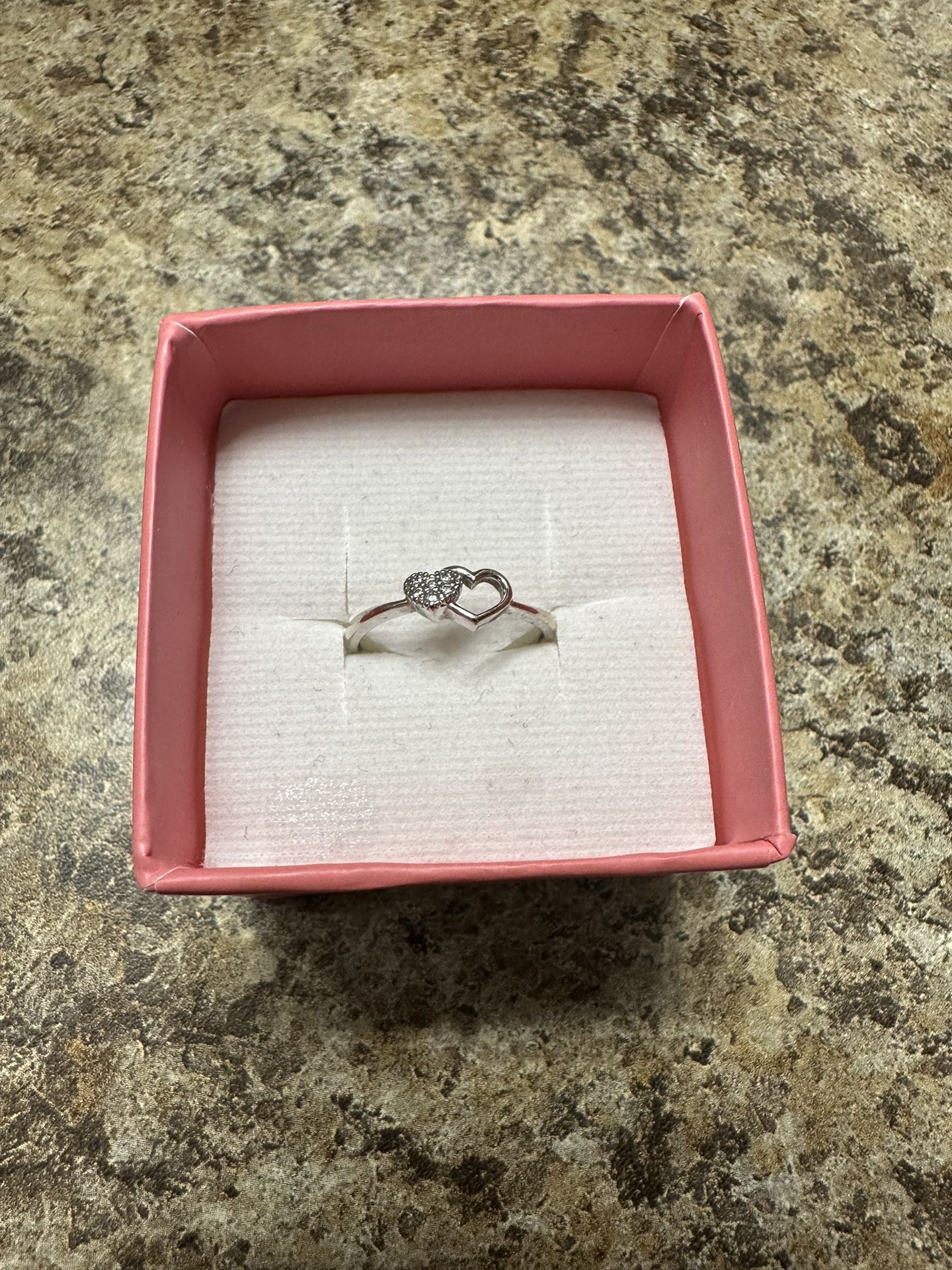 14k White Gold Diamond Heart Ring 
