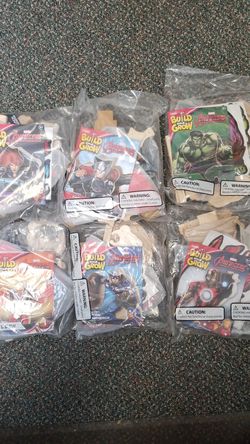 Avengers Build & Grow Complete Set