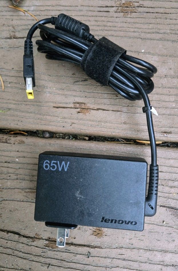 Lenovo Think Pad 20V 3.25 Amp 65W Slim Tip AC Adapter