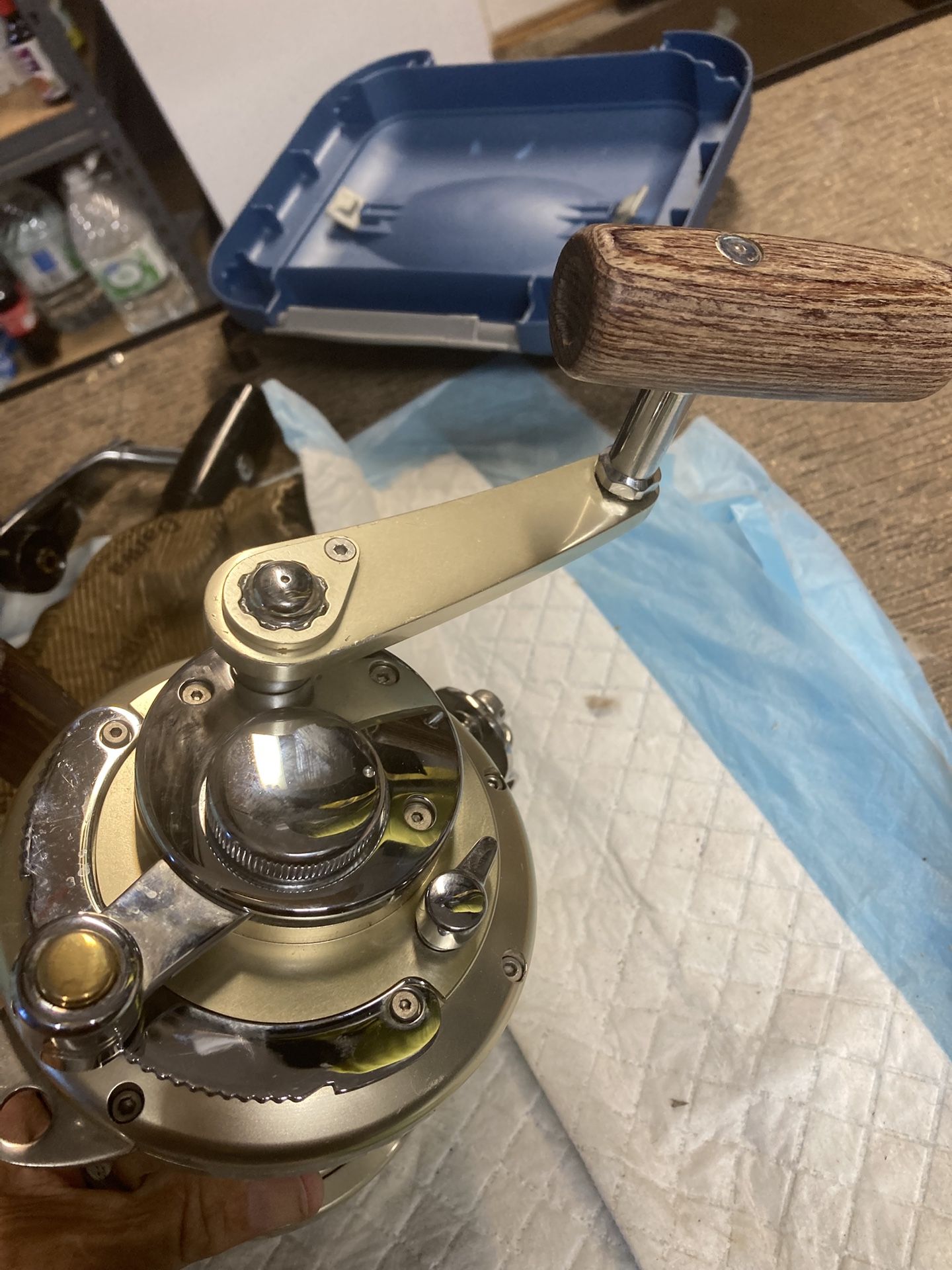 Fin Nor Ahab 50 Reel Single Speed for Sale in Hemet, CA - OfferUp