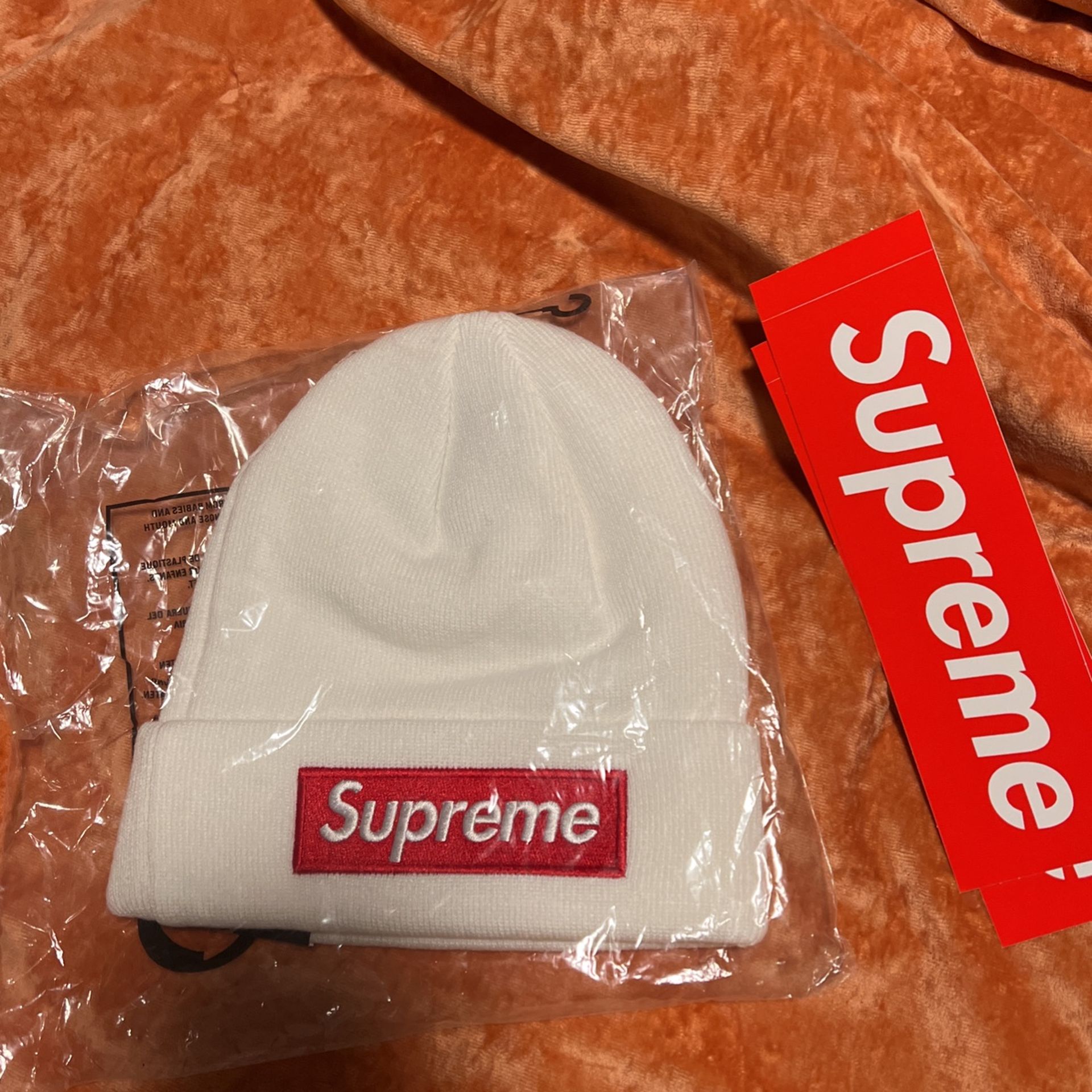 Supreme NewEra Box Logo Beanie